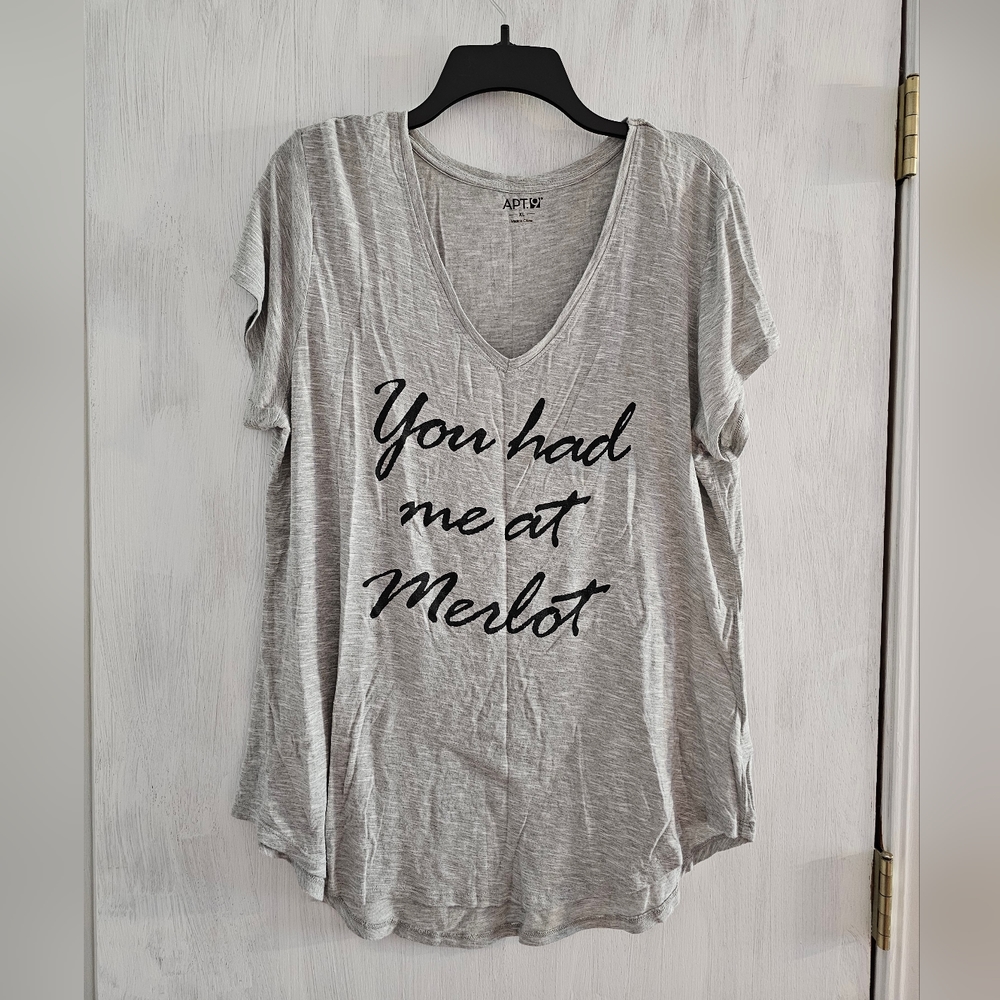 Apt 9 womens size large t shirt